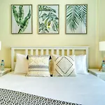 Monty Holiday Home - Cozy Penthouse With Burj Khalifa And Fountain View